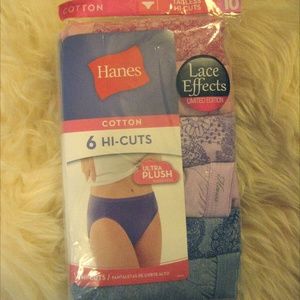 6 Pairs of Hanes Cotton Hi-Cuts Size 10 Lace Print